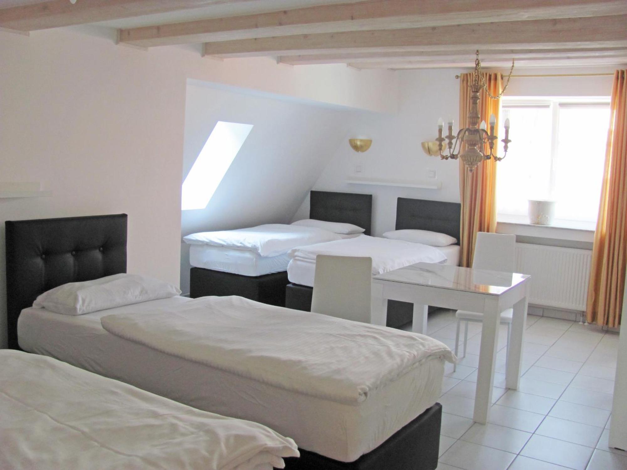 Apartment Storchenfaerbe Memmingen Pokoj fotografie