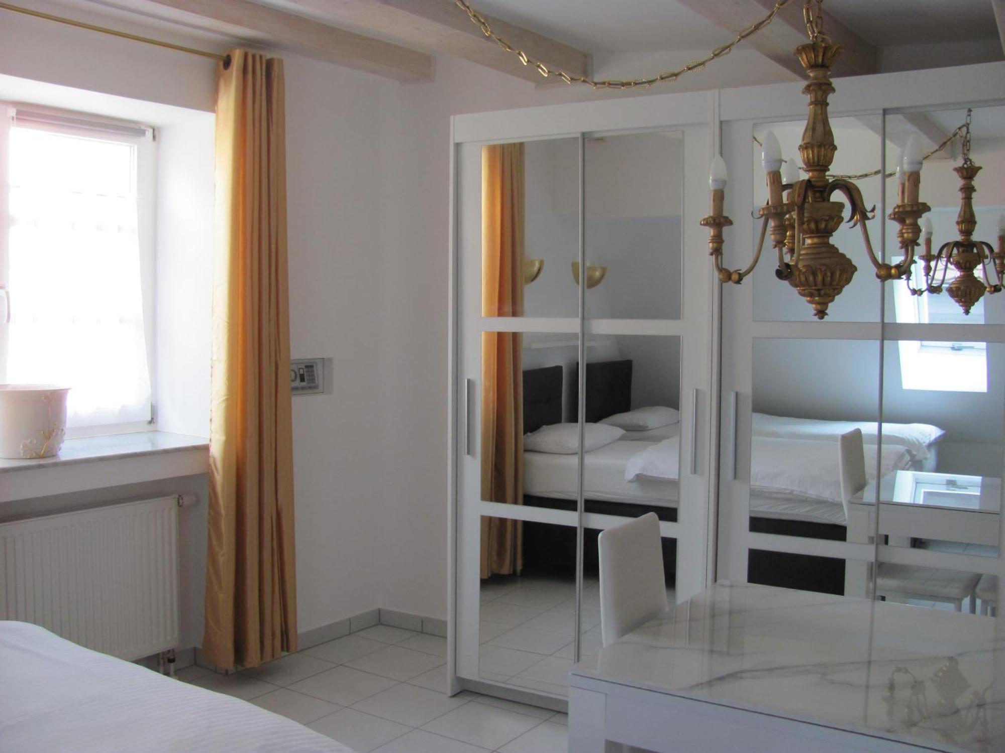 Apartment Storchenfaerbe Memmingen Pokoj fotografie